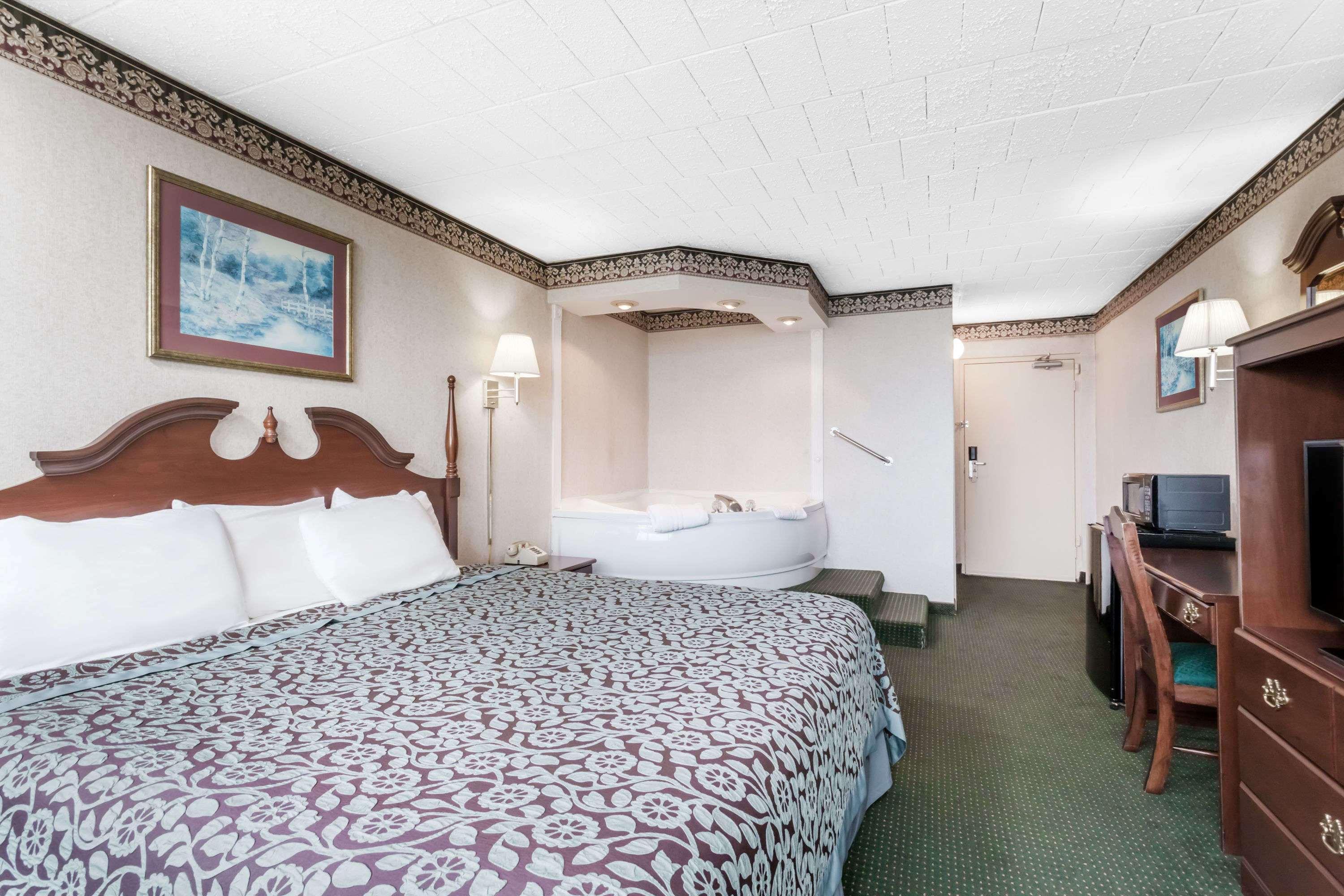 Days By Wyndham Hotel 2*